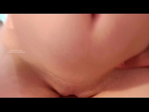 ❤️ Opamning xonasida uxlab yotib, men shunday uyg'ondim ❤❌ Anal pornoda bizda ❌❤